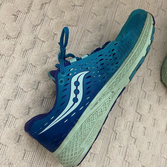 Saucing Women’s running shoes - Picture 5 of 6